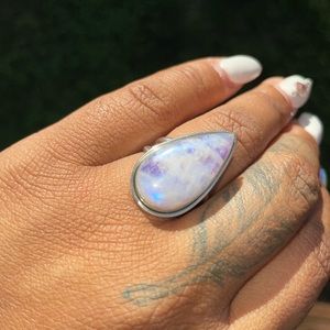 *SOLD* Moonstone ring